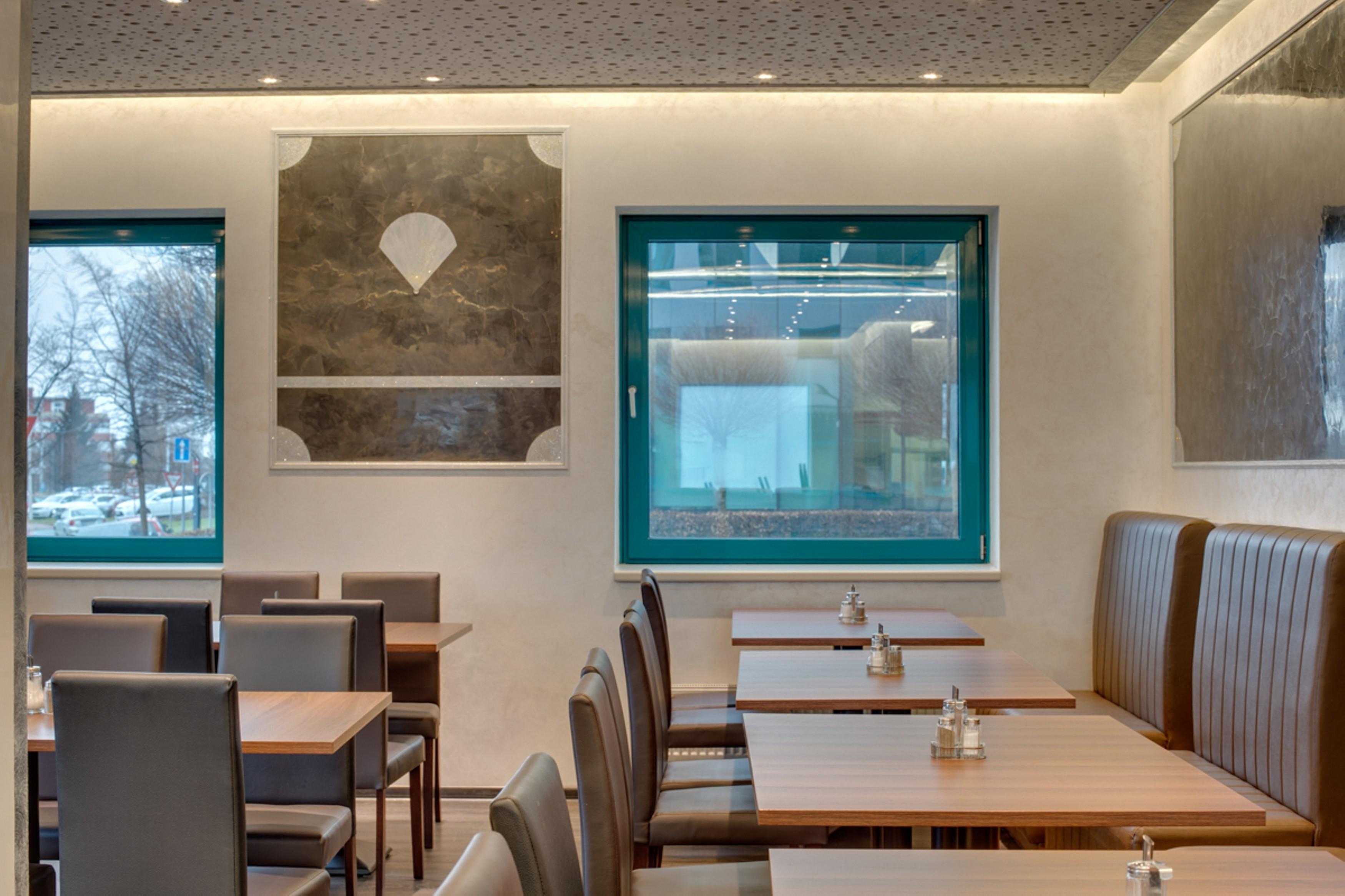 Hotel Amedia Express