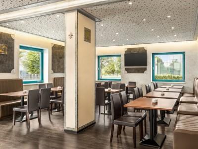 Hotel Amedia Express